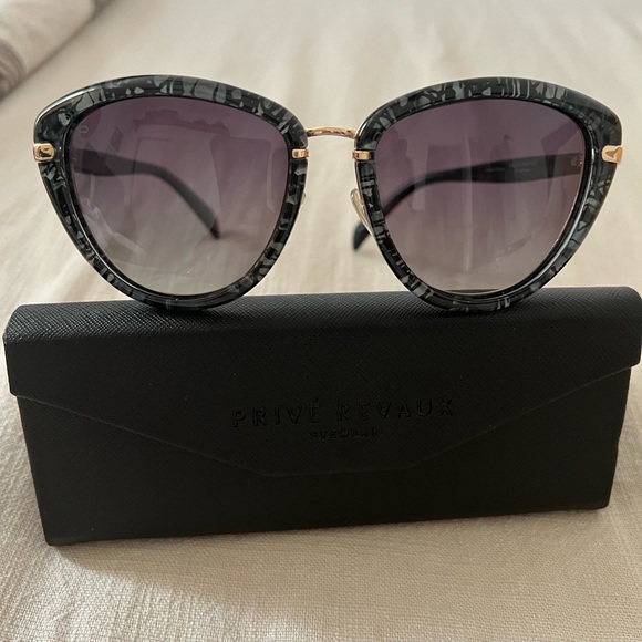 Two Prive Revaux Sunglasses - Picture 6 of 13